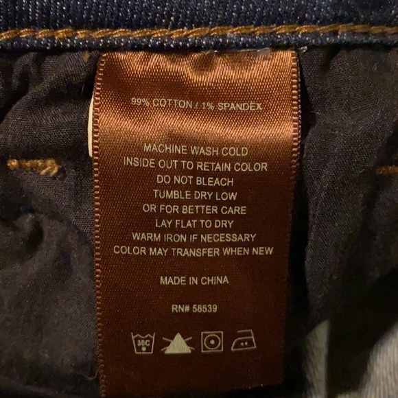 Kut from the Kloth Jeans Amy Ankle Straight Leg denim with distressed accent. 0 - Picture 9 of 10